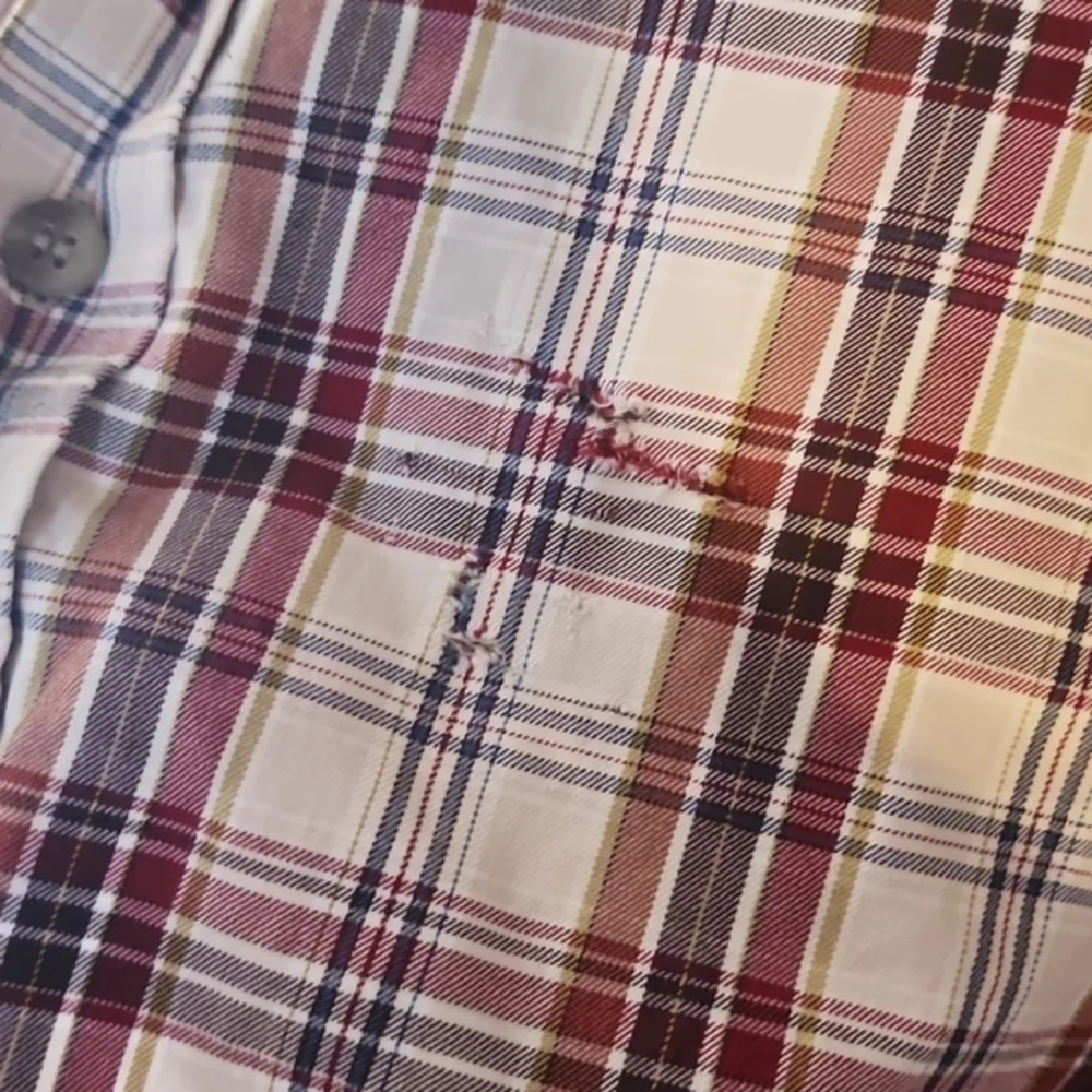 ✨️3/$20 ✨️ Wrangler western shirt - Picture 3 of 5